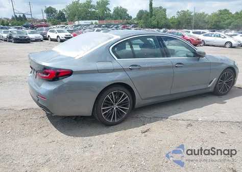 2023 BMW 530 I xDrive z USA, uszkodzony, nr VIN WBA13BJ01PCM54043